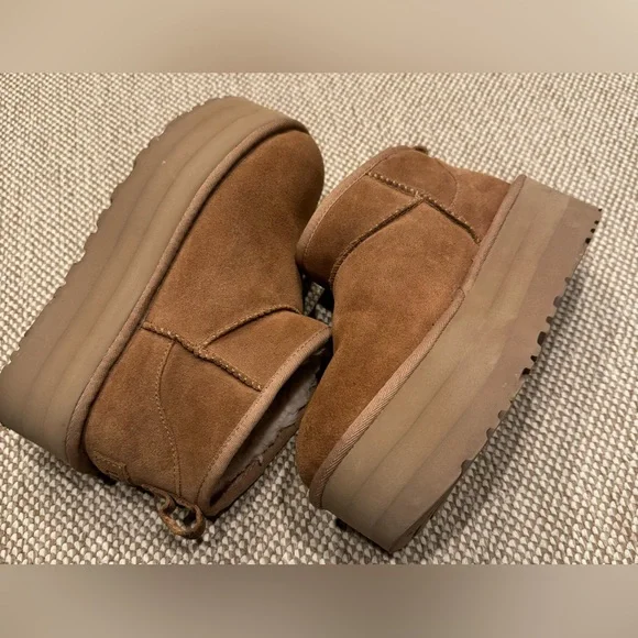UGG Classic Ultra Mini platform boots in chestnut